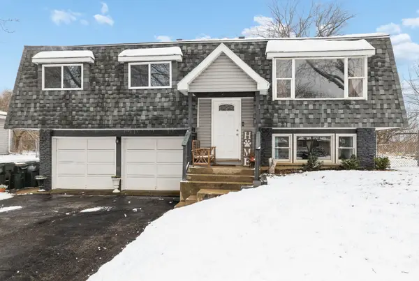 24254 S Burr Road, Channahon, IL 60410