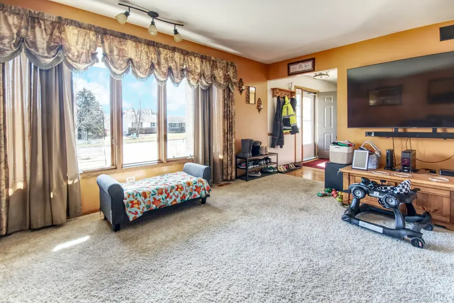 1327 Grandview Drive, New Lenox, IL 60451 - #3