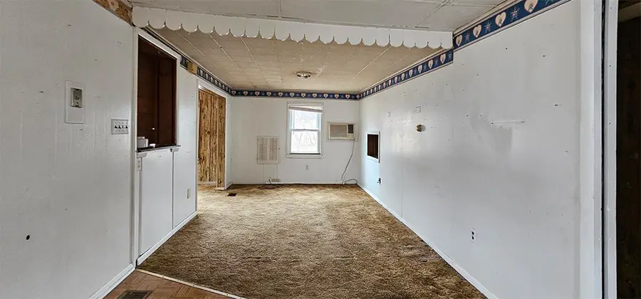 212 W 6th Street, Dixon, IL 61021 - #3