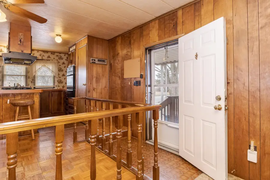 7 Oak Valley Road, Bloomington, IL 61704 - #3