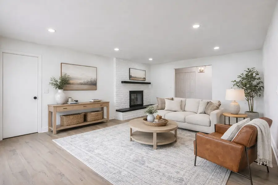 297 Columbine Drive, Clarendon Hills, IL 60514 - #3