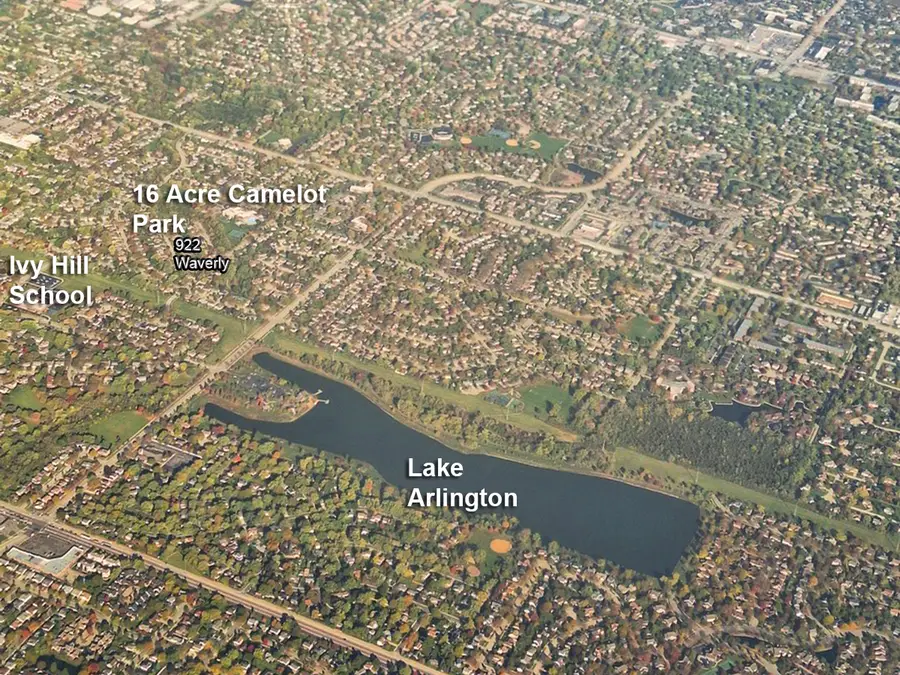 922 E Waverly Drive, Arlington Heights, IL 60004 - #3