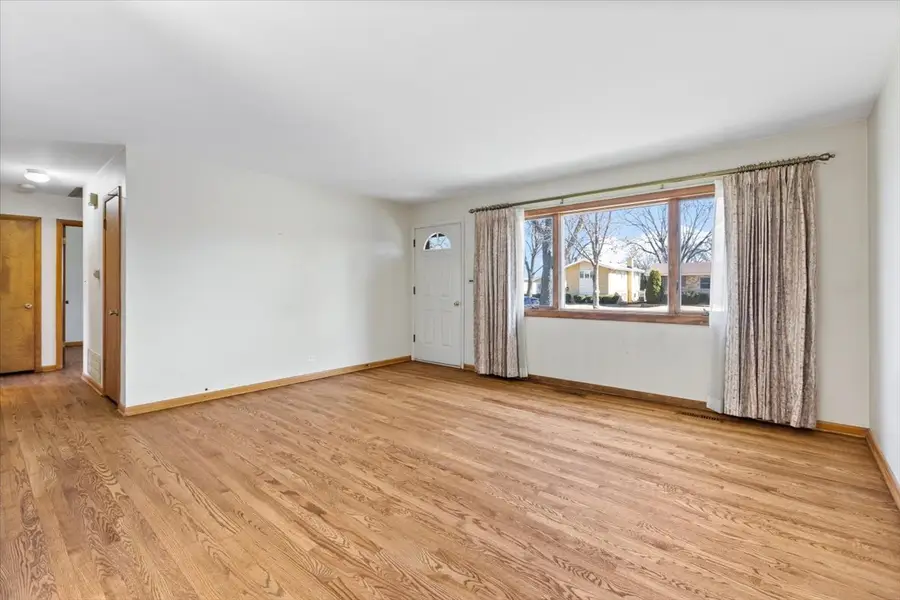 508 N Elmhurst Avenue, Mount Prospect, IL 60056 - #2