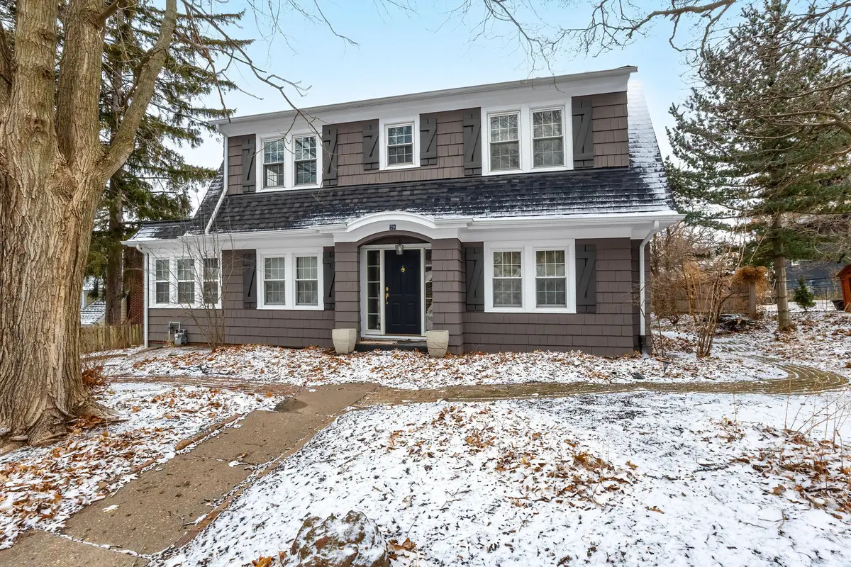 70 Crestwood Terrace, Davenport, IA 52803 - #1