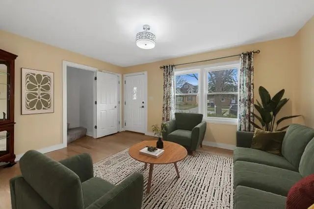 512 N Elm Street, Mount Prospect, IL 60056 - #2