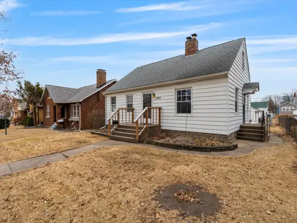 3025 Sheridan Street, Davenport, IA 52803