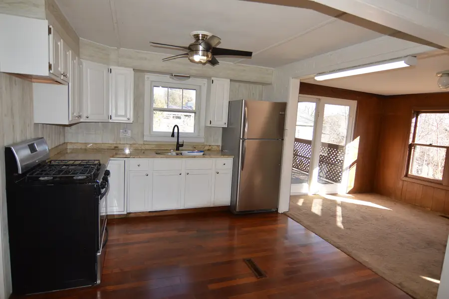 1114 Jackson Avenue, Wauconda, IL 60084 - #3