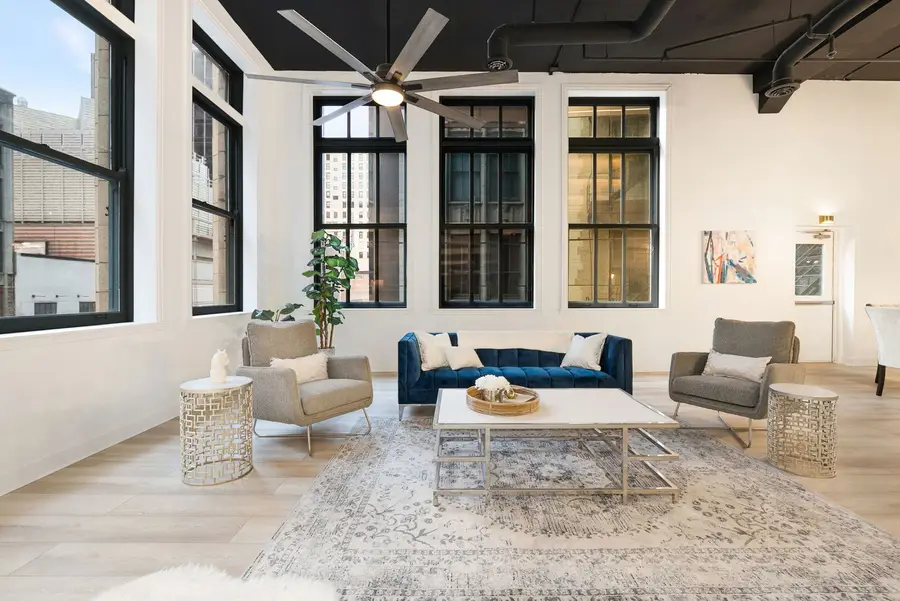 120 S State Street #4, Chicago, IL 60603 - #3