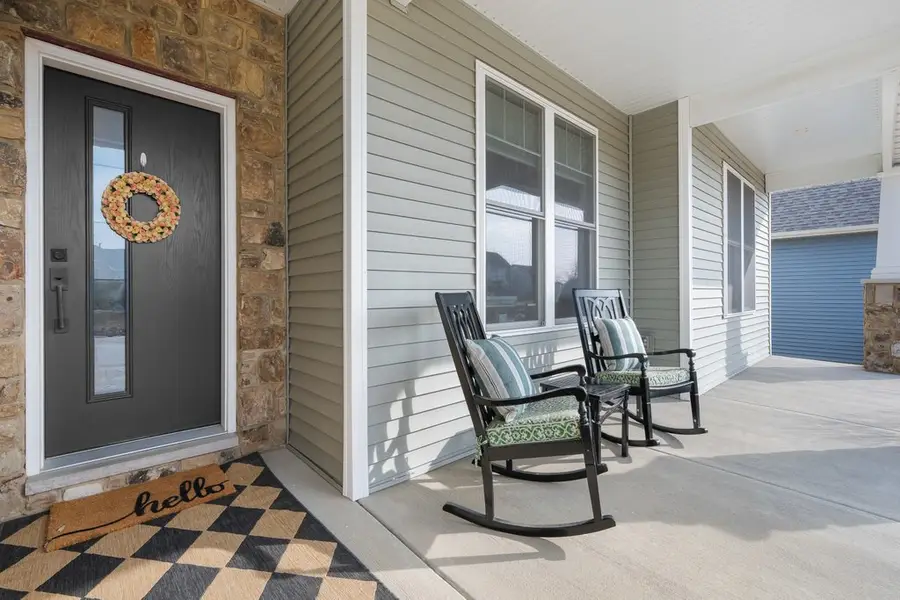 7035 Alvie Lane, Bettendorf, IA 52722 - #3