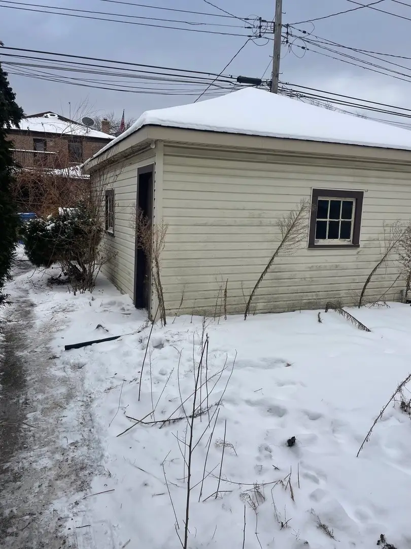 2539 W Morse Avenue, Chicago, IL 60645 - #3