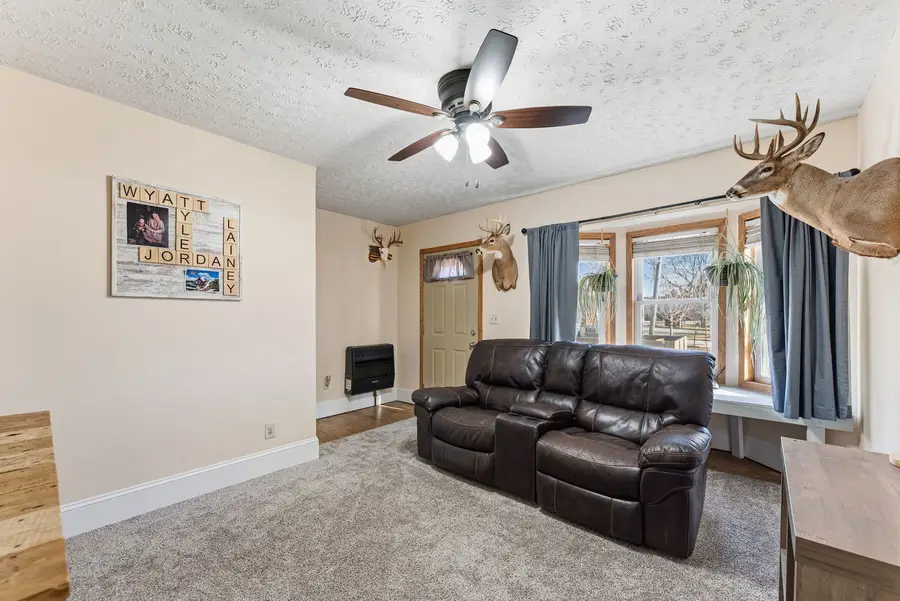 3128 Mckinley Avenue, Davenport, IA 52802 - #3