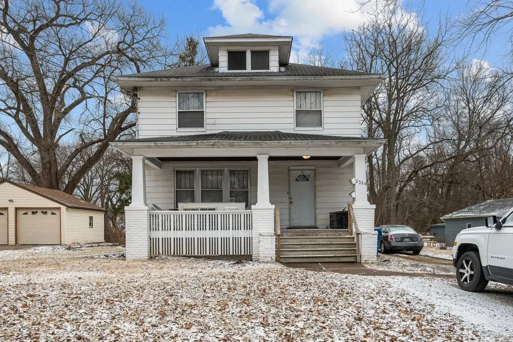 2324 18th B Street, Moline, IL 61265 - #1