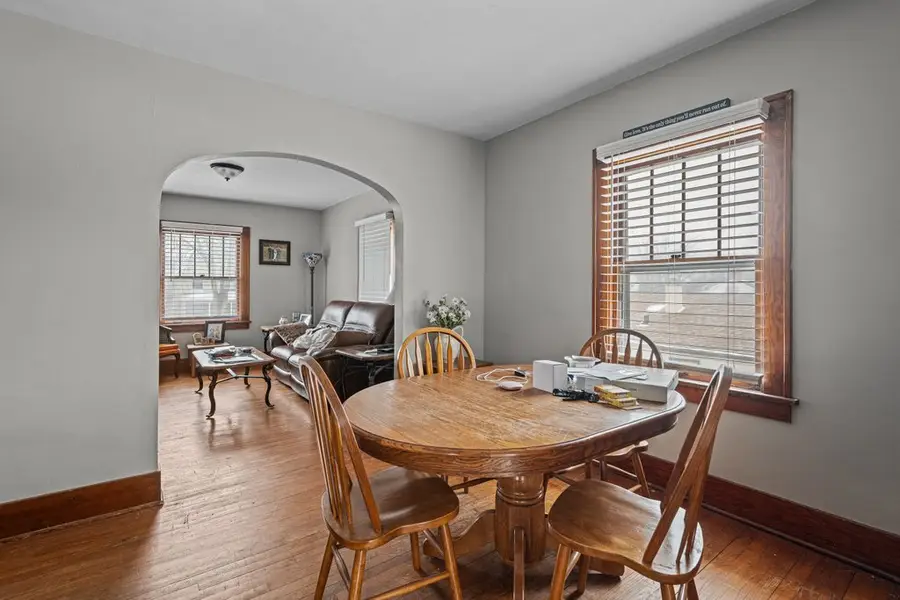 2324 18th B Street, Moline, IL 61265 - #2