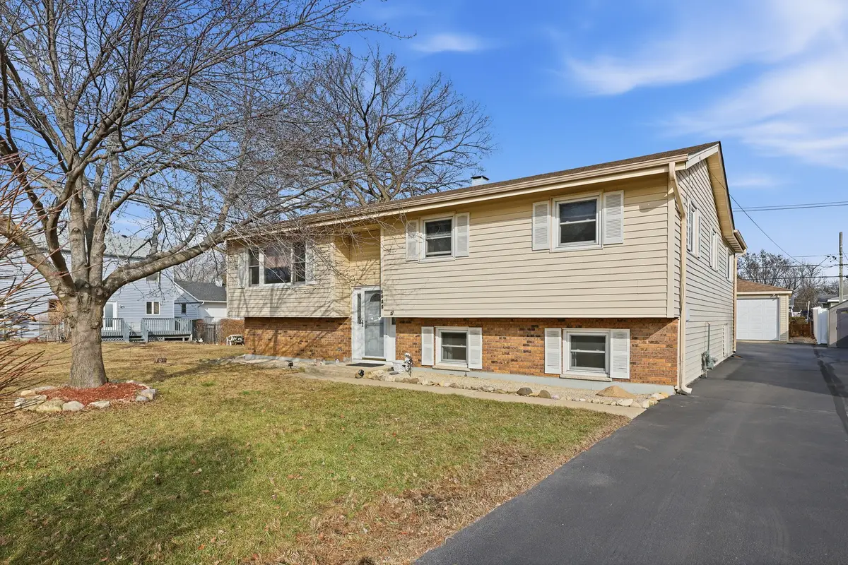 1120 Poplar Street, Lake In The Hills, IL 60156 - #1