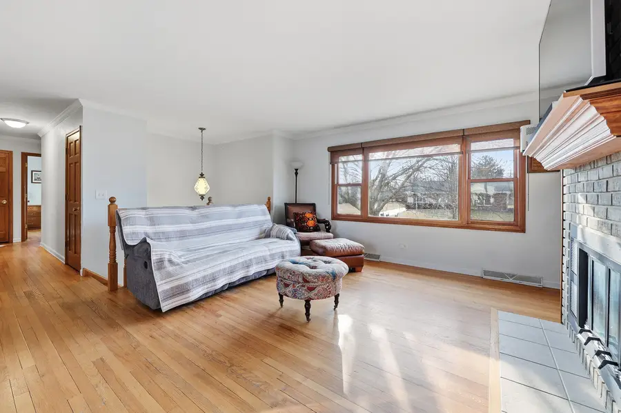 1120 Poplar Street, Lake In The Hills, IL 60156 - #2