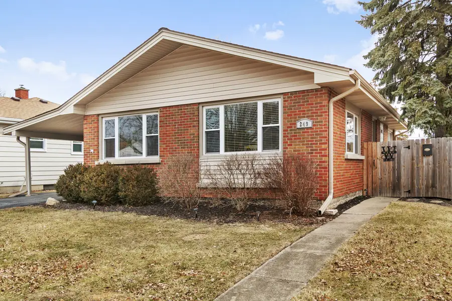 249 N Craig Place, Lombard, IL 60148 - #2