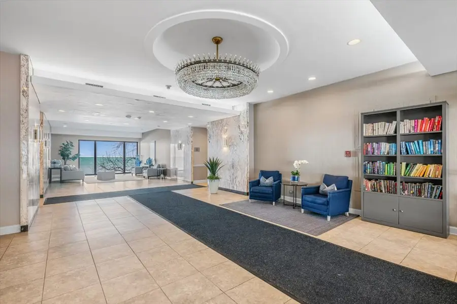 1616 Sheridan Road #8F, Wilmette, IL 60091 - #3