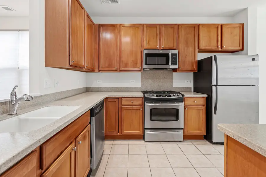 3204 Comstock Court, Mundelein, IL 60060 - #2