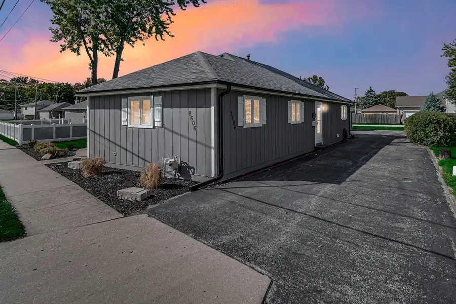 2606 W Walter Zimny Drive, Posen, IL 60469 - #3