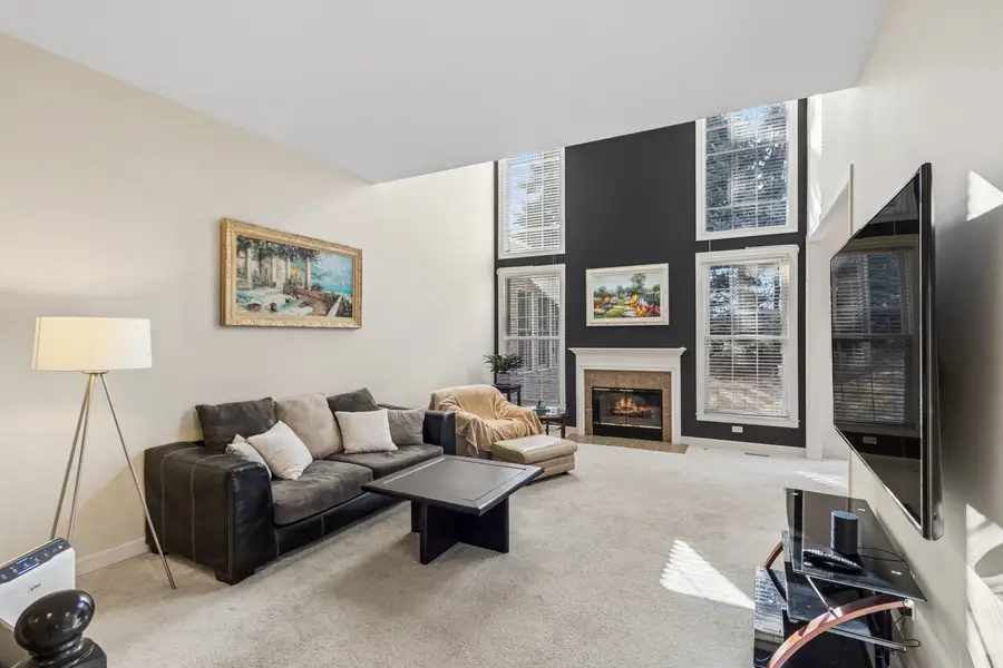 1029 W Bogey Lane, Palatine, IL 60067 - #2