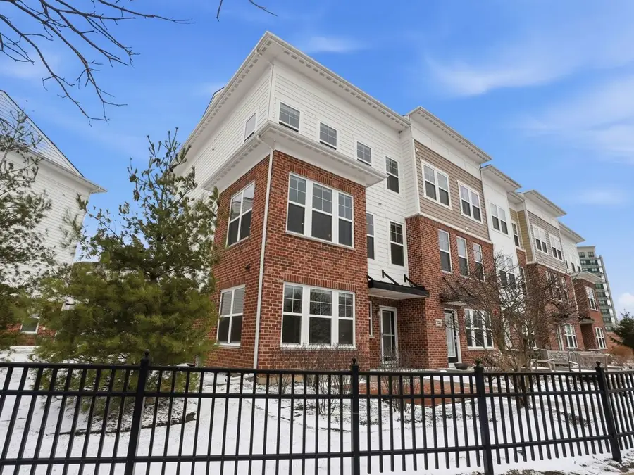 3565 Mulligan Drive, Woodridge, IL 60517 - #2