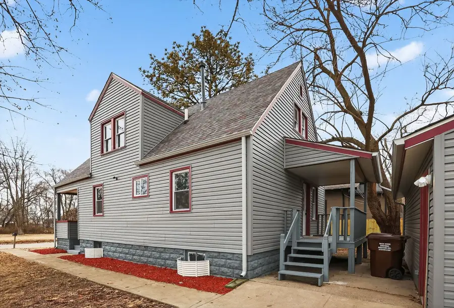 601 S Henrietta Avenue, Rockford, IL 61102 - #3