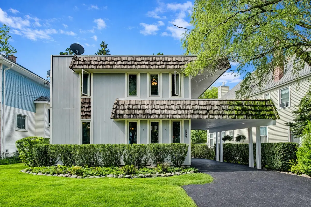 400 S Crescent Avenue, Park Ridge, IL 60068 - #1