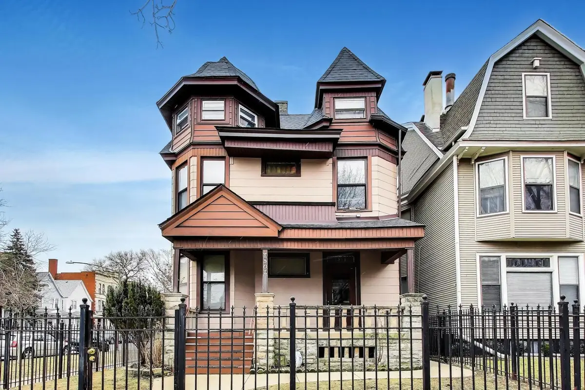 1501 W Wilson Avenue, Chicago, IL 60640 - #1