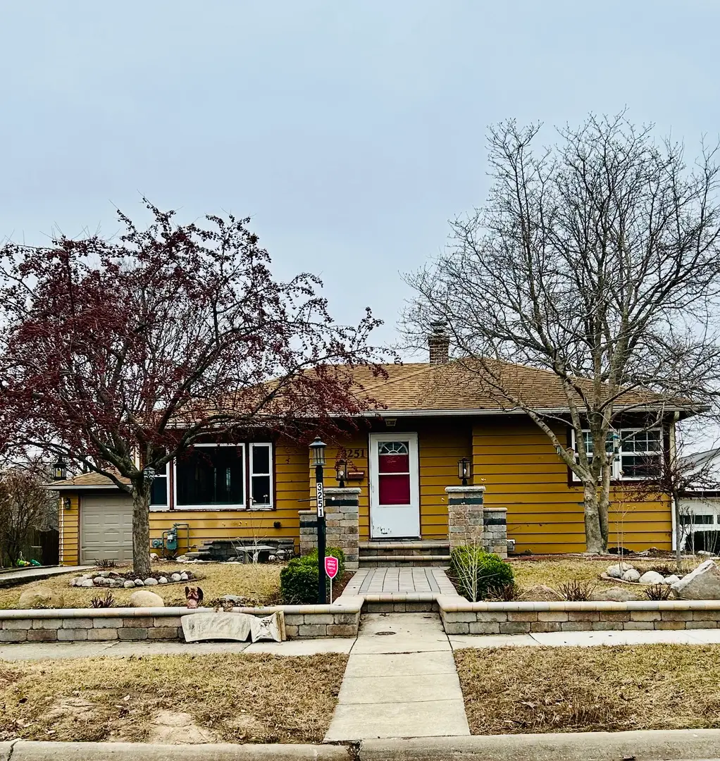 3251 Dartmouth Drive, Rockford, IL 61108 - #1