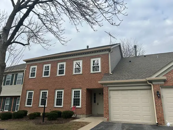 1252 Beechwood Court #1C, Schaumburg, IL 60193