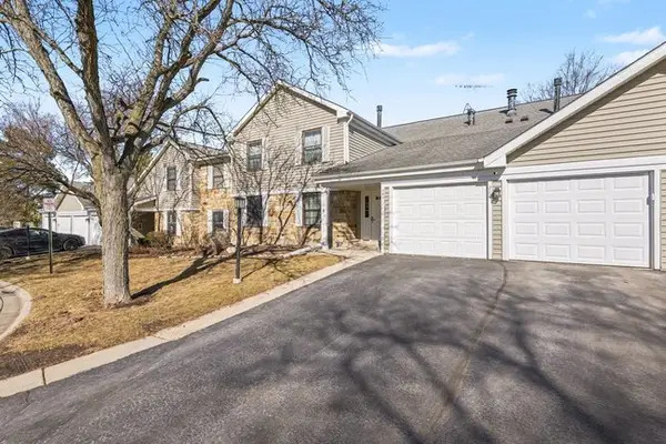 267 Northbury Court #D2, Schaumburg, IL 60193
