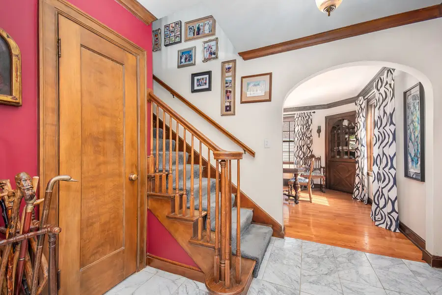 336 Hamilton Avenue, Elgin, IL 60123 - #3