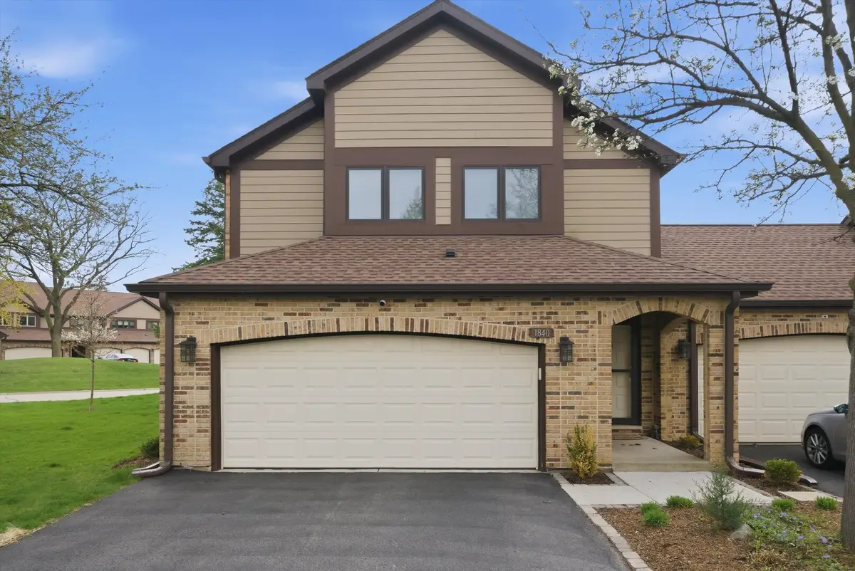 1840 Golf View Drive, Bartlett, IL 60103 - #1