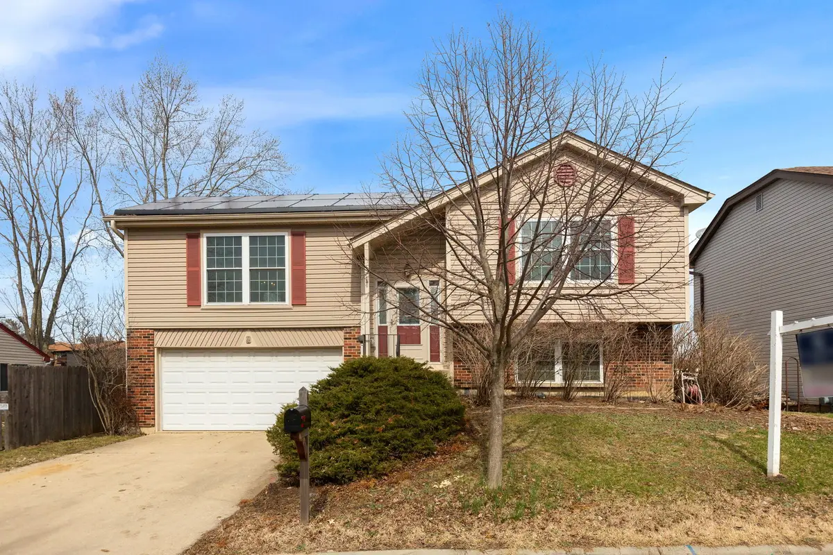 4 Lexington Court, Streamwood, IL 60107 - #1