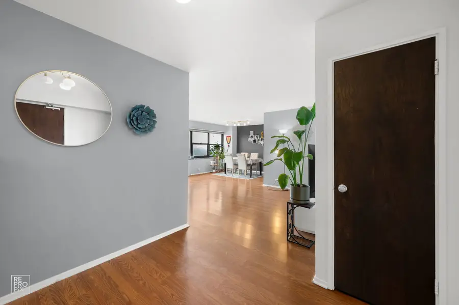 4200 N Marine Drive #904, Chicago, IL 60613 - #2