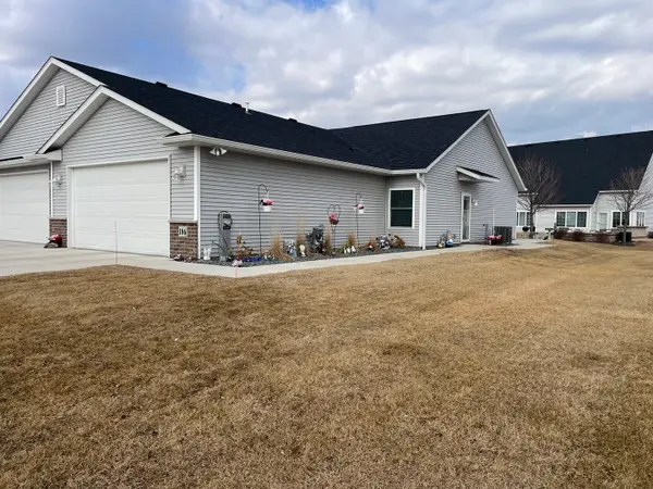 Address Withheld By Seller, East Moline, IL 61244