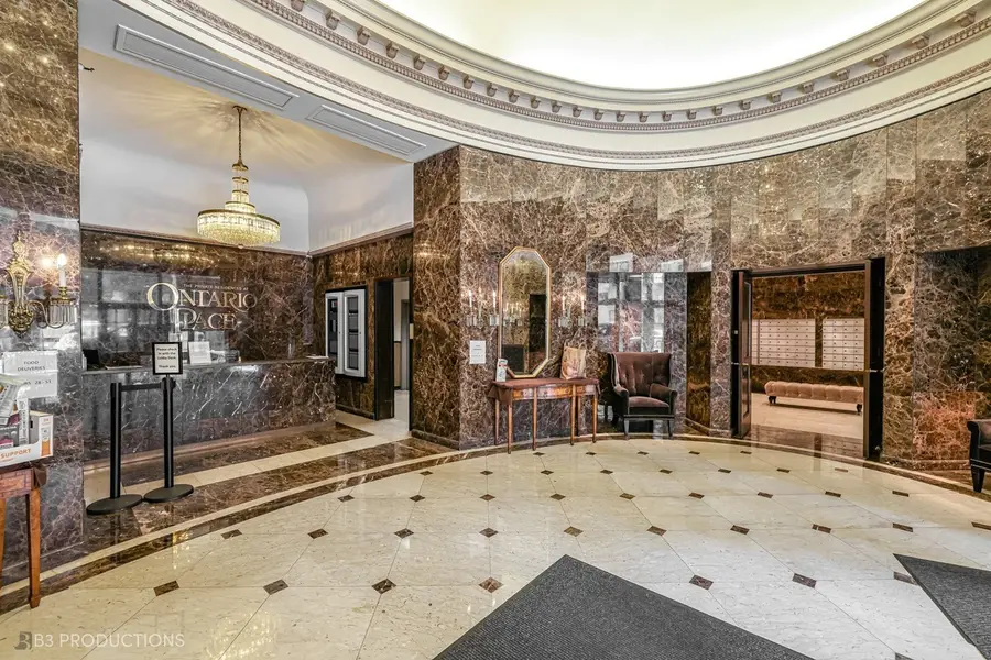 Address Withheld By Seller, Chicago, IL 60611 - #3