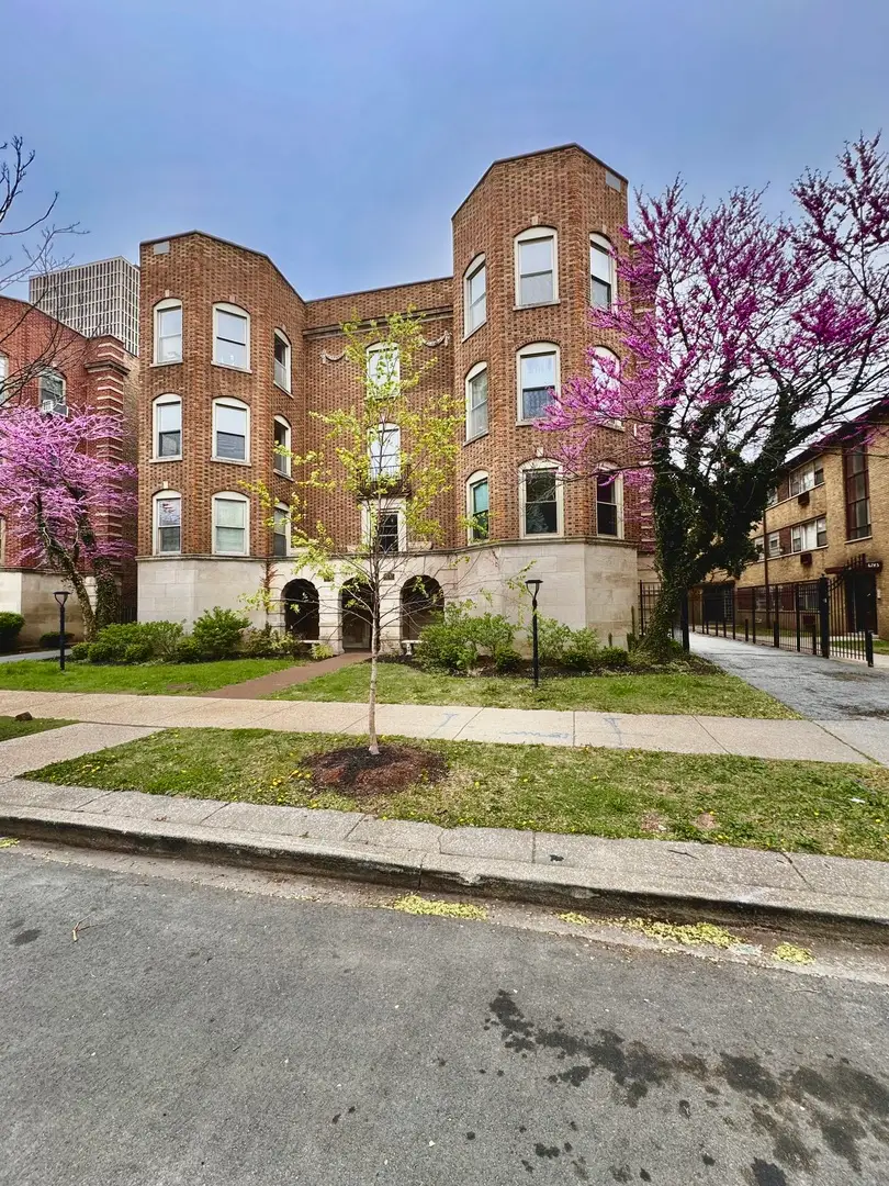 6735 S Oglesby Avenue #101, Chicago, IL 60649 - #1
