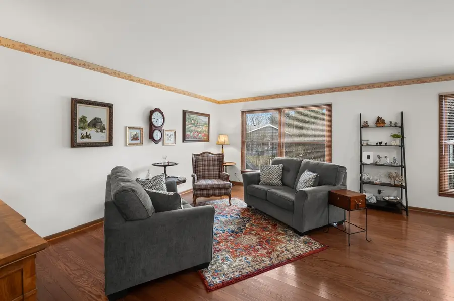 1034 Tamarack Lane, Libertyville, IL 60048 - #2