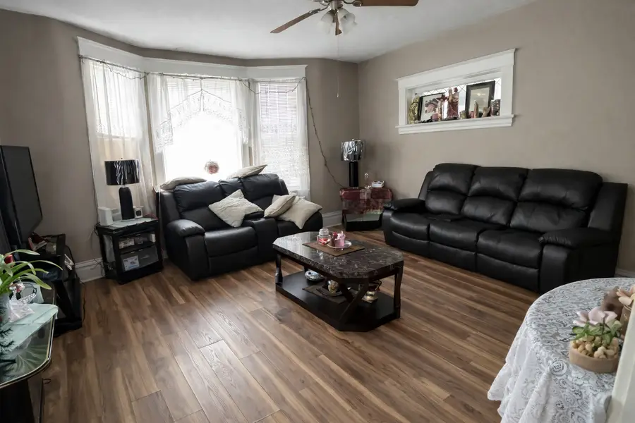 706 Sard Avenue, Aurora, IL 60506 - #2