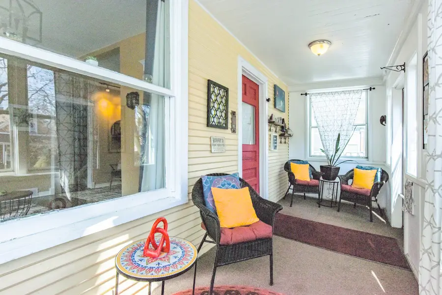 4104 N Central Park Avenue, Chicago, IL 60618 - #2