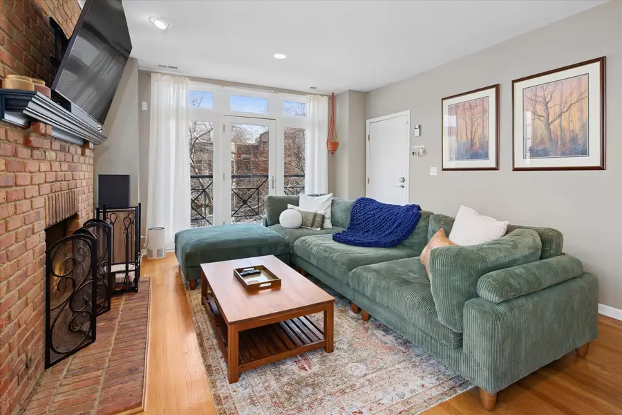 1020 N Mozart Street #2, Chicago, IL 60622 - #3