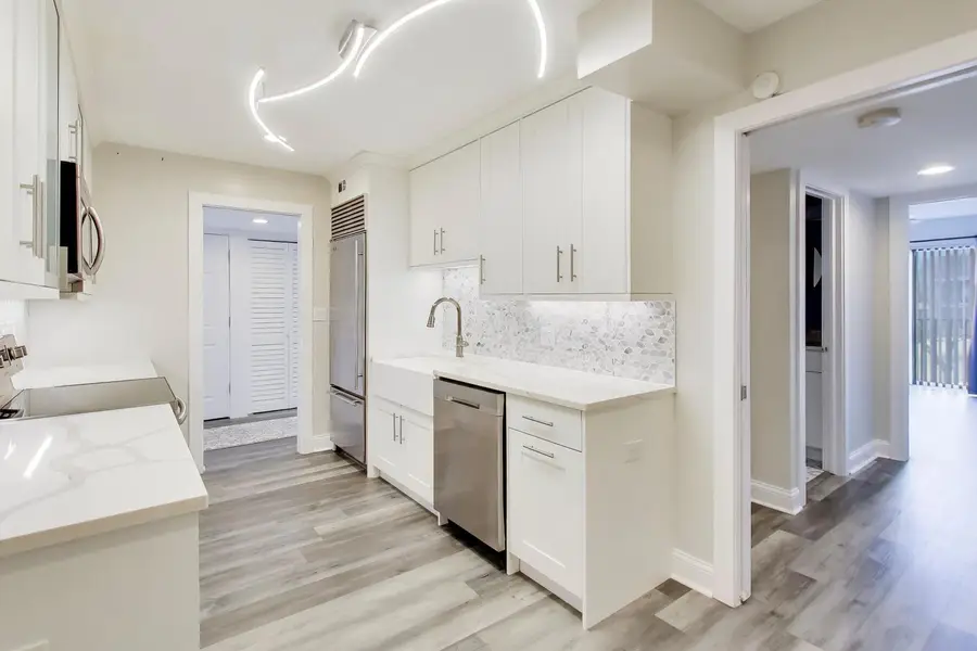 1 The Court Of Harborside Court #202, Northbrook, IL 60062 - #2