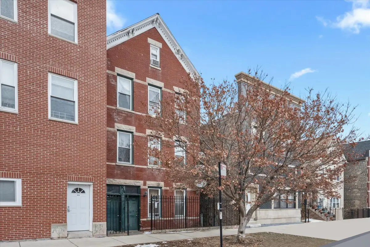 934 W 35th Place, Chicago, IL 60609 - #1