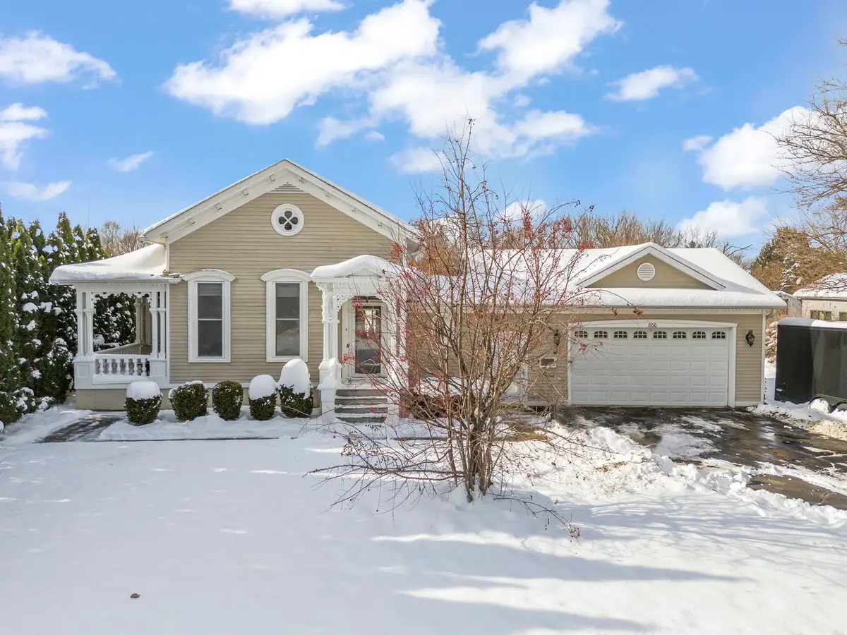 800 Ingalton Avenue, West Chicago, IL 60185 - #1