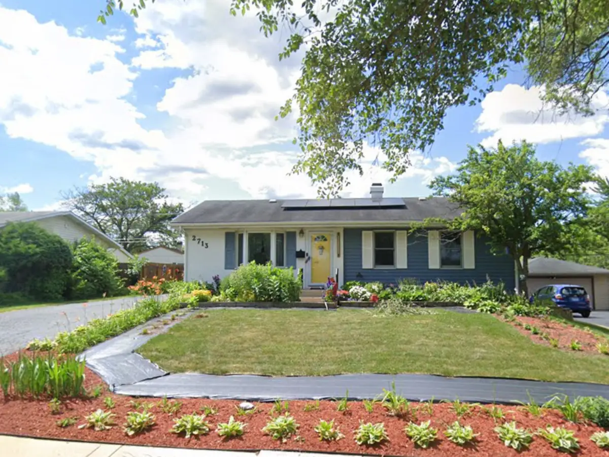 2713 Forest Glen Parkway, Woodridge, IL 60517 - #1