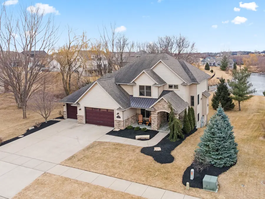 36 Blackstone Way, Le Claire, IA 52753 - #3