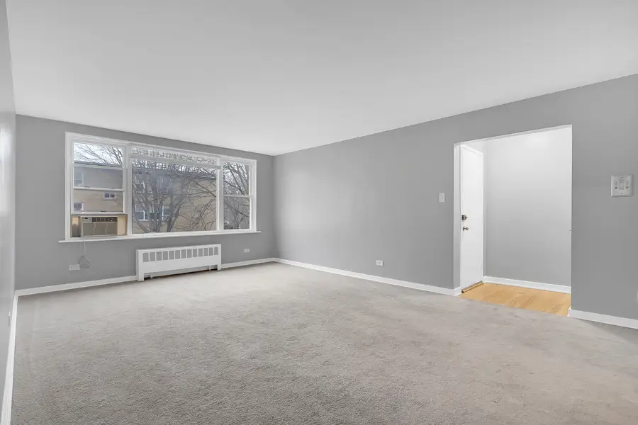 6134 N Damen Avenue #2B, Chicago, IL 60659 - #2