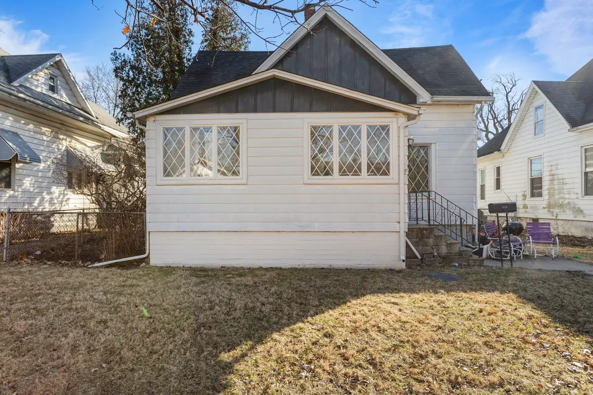 608 N Mulberry Street, Clinton, IL 61727 - #1