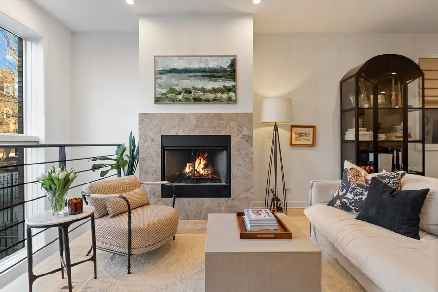 1827 W Iowa Street #1, Chicago, IL 60622 - #2